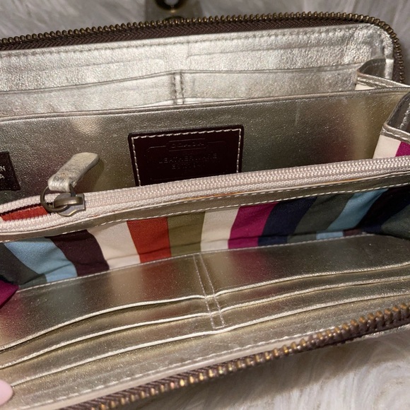 Coach Gold Buckle Long Wallet - Picture 2 of 5